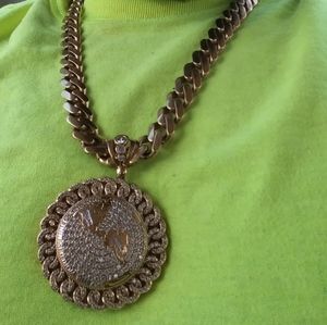 Meet your Posher, Corey